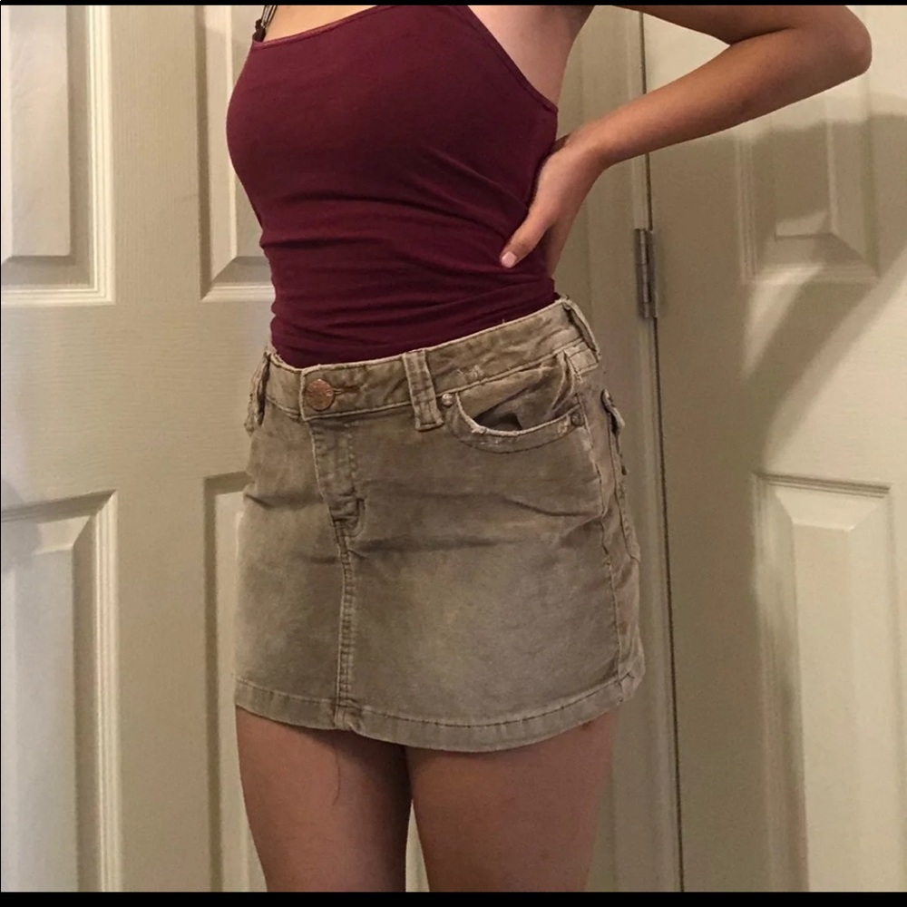 🌼 High wasited mini skirt 🌼